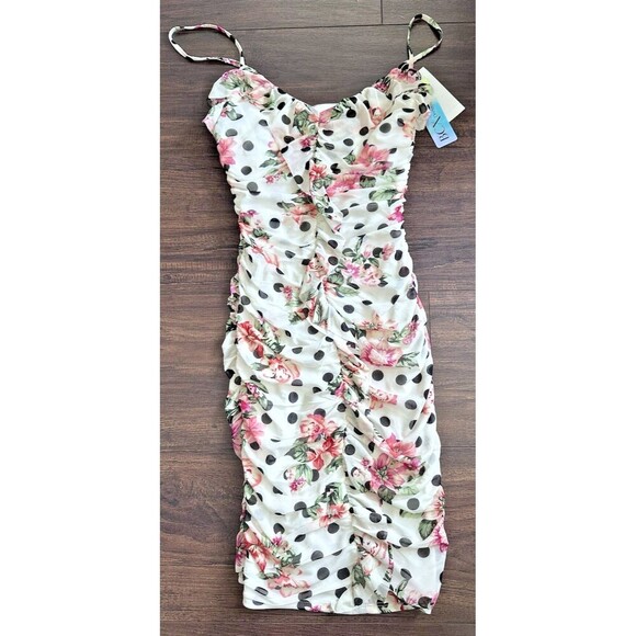 BCX Women Juniors' Mixed-Print Ruched Ruffled Bodycon Dress White multi Small - Picture 7 of 12